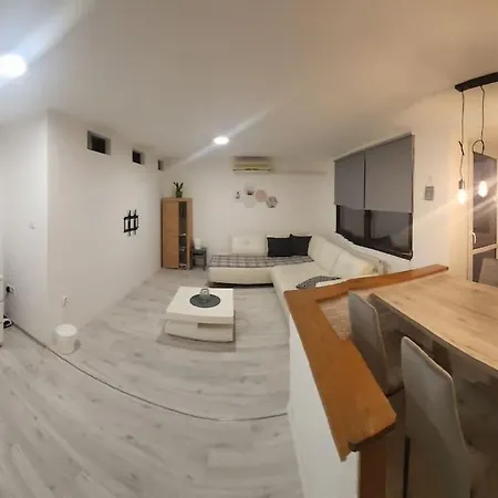 Pohorje View App Apartment